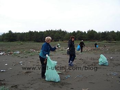 Akciju ?iš?enja  Velike Plaže u Ulcinju